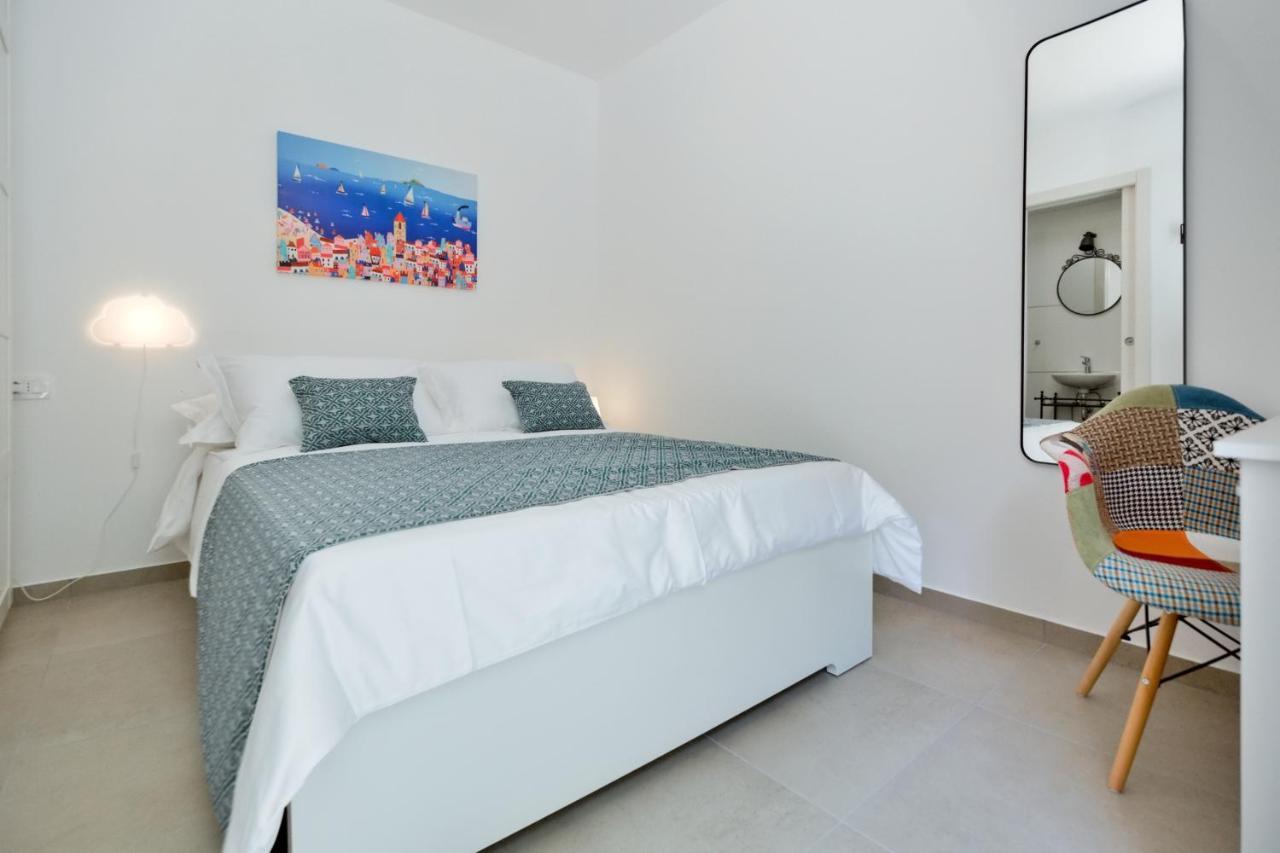 Apartments Ivica Omis Exterior photo