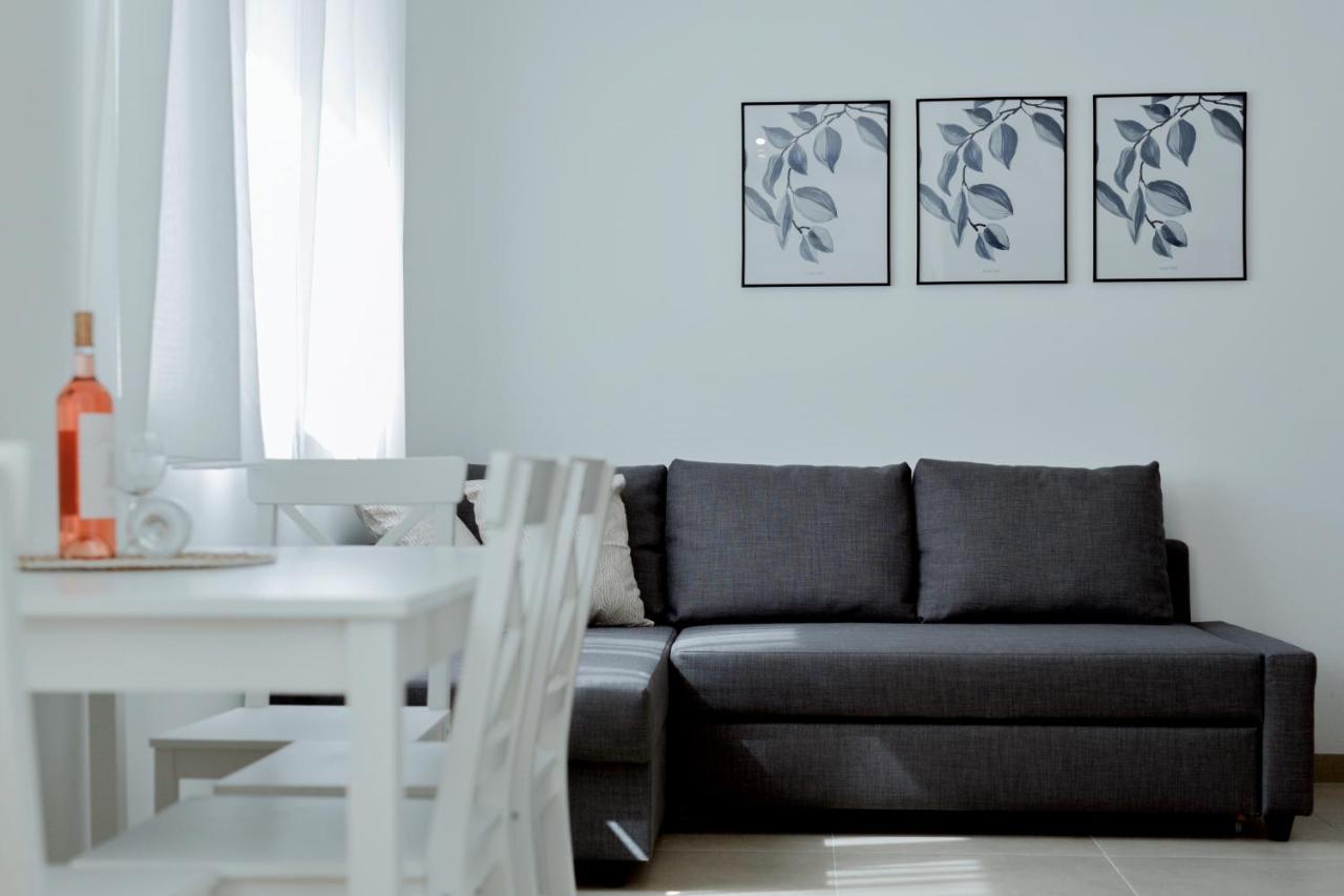 Apartments Ivica Omis Exterior photo